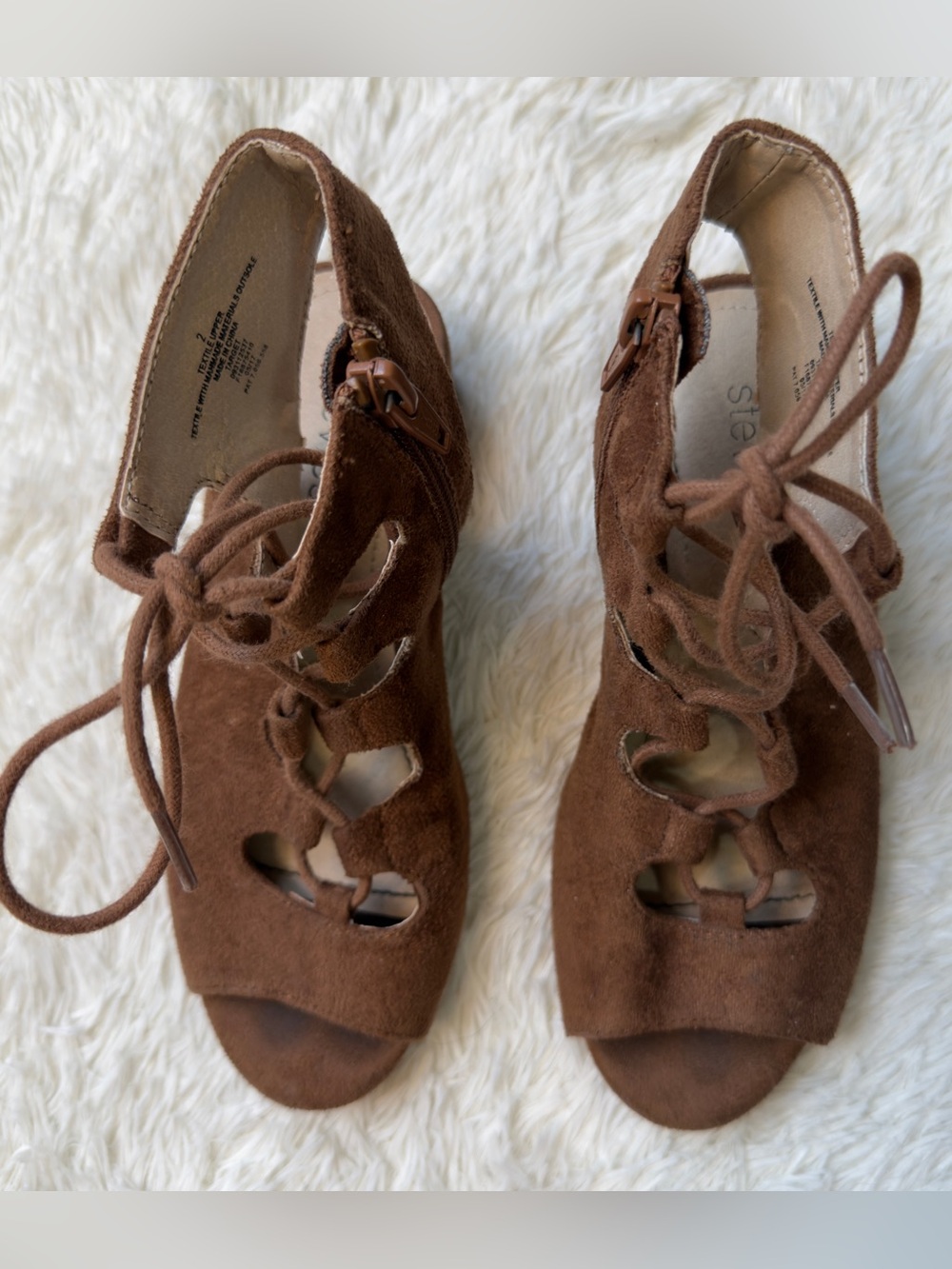 Stevies Brown Faux Suede Lace-Up Block Heel Sandals Girls Size 2